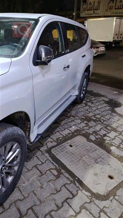 ميتسوبيشي باجيرو سبورت